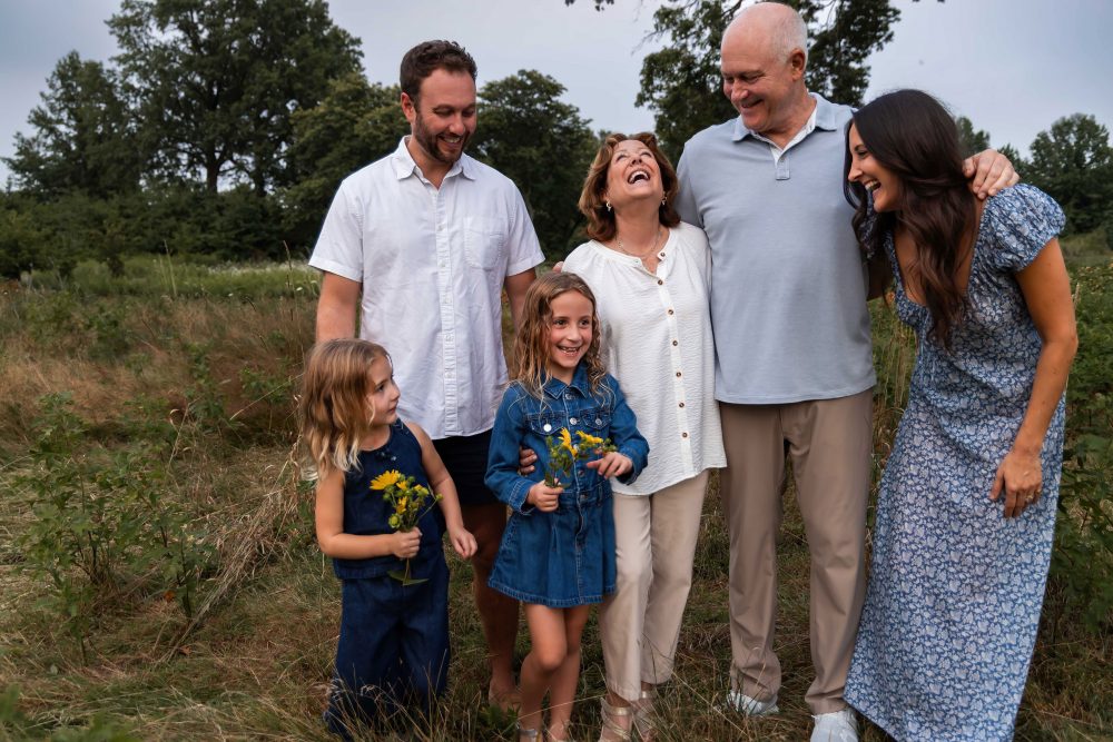 Cleveland extended family photography session featuring grandparents and grandchildren