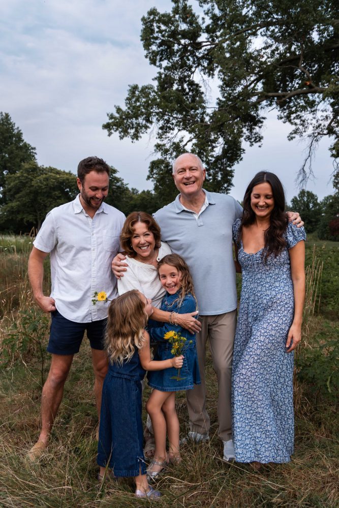 Cleveland extended family photography session featuring grandparents and grandchildren