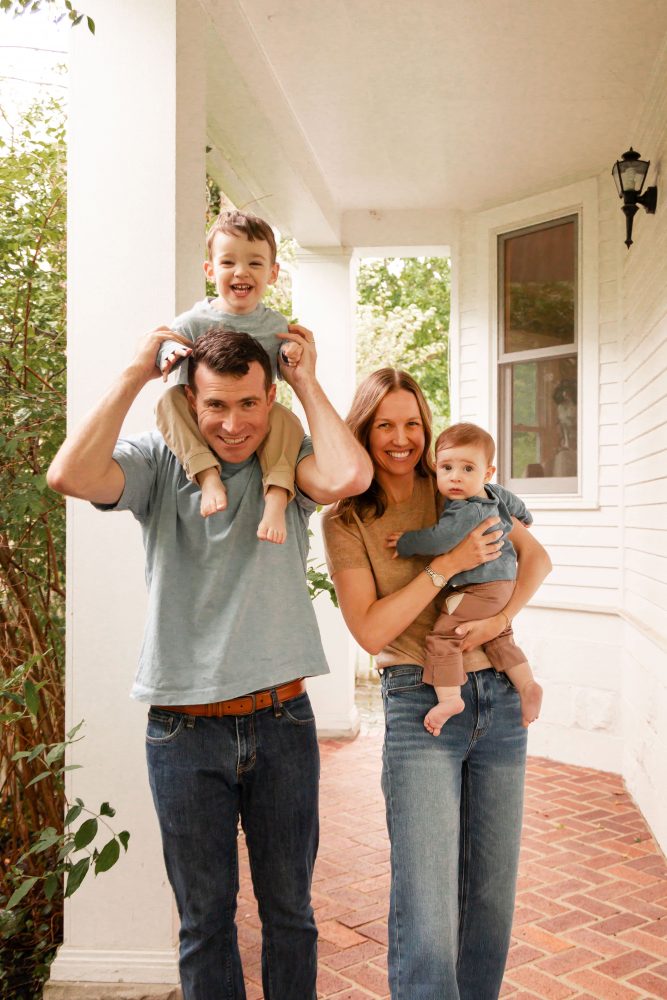 Allison Liffman Photography documents joyful family moments during an at-home Cleveland photo session