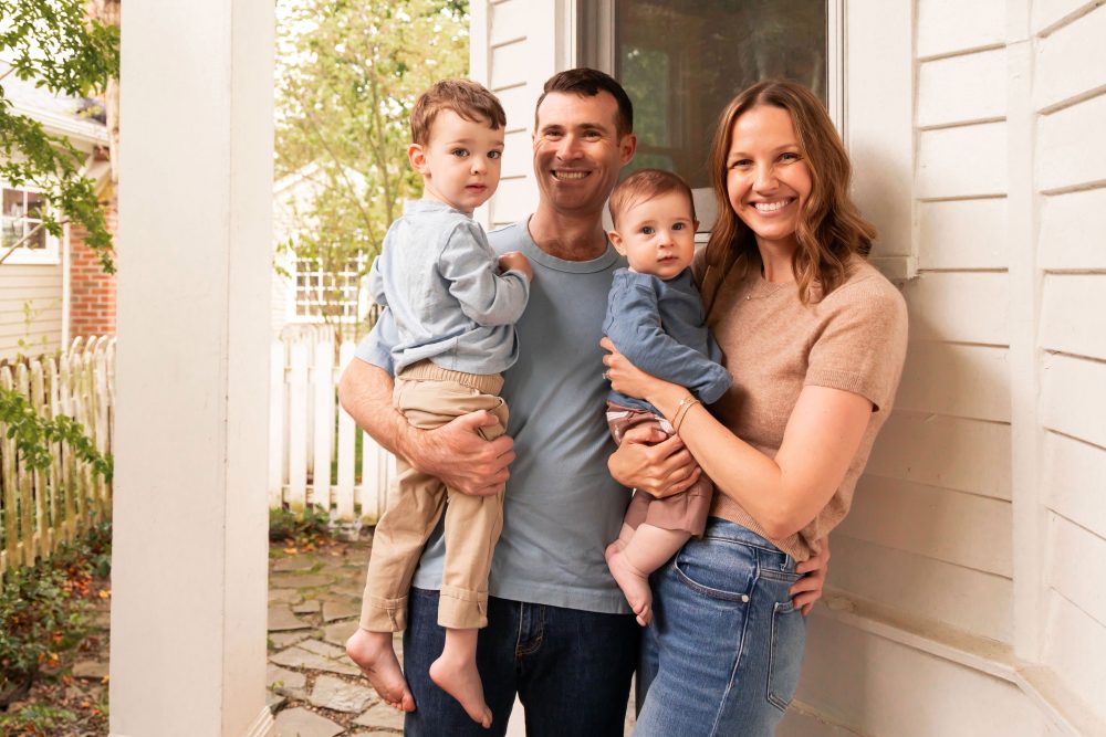 Allison Liffman Photography documents joyful family moments during an at-home Cleveland photo session